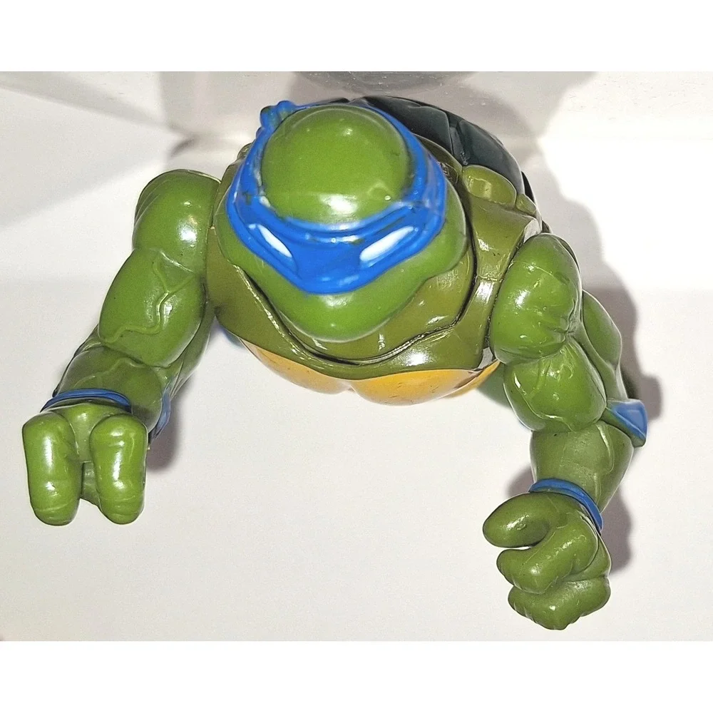 TMNT Leonardo head dropping‎ figure Katana Shield and Accessories Blue Bandana
